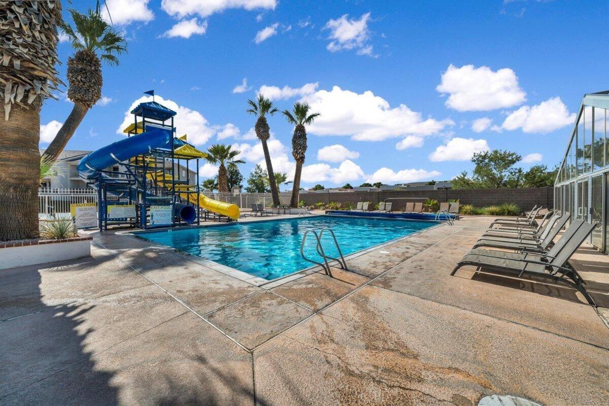 Modern Resort Condo - Pools, Courts & Scenic Views セントジョージ エクステリア 写真
