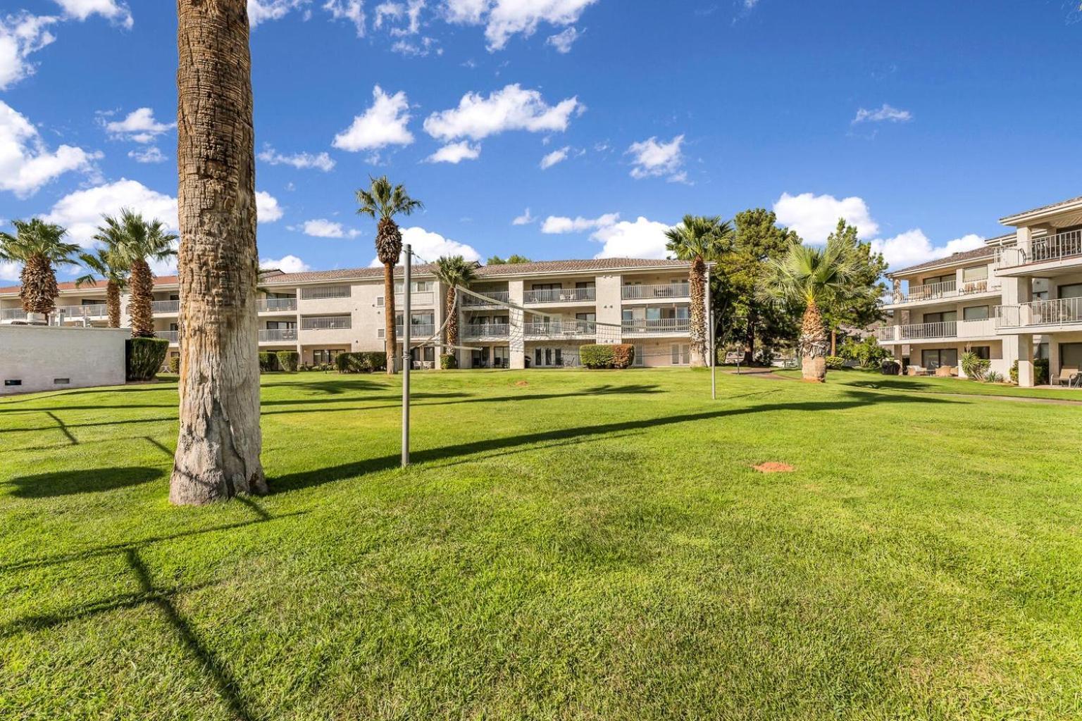 Modern Resort Condo - Pools, Courts & Scenic Views セントジョージ エクステリア 写真